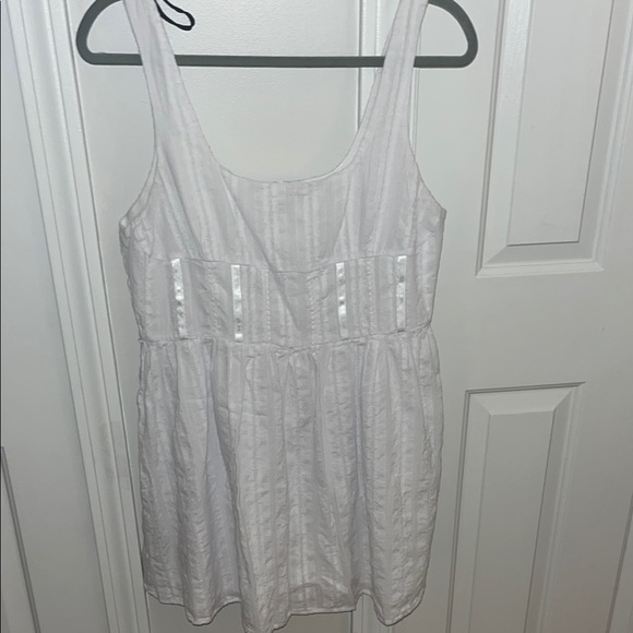 White Princess Polly Dress - Picture 3 of 9